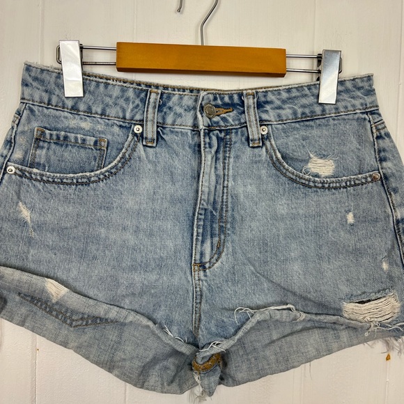 Dynamite Denim Acid Wash Distressed Shorts Sz 28 - Picture 4 of 8